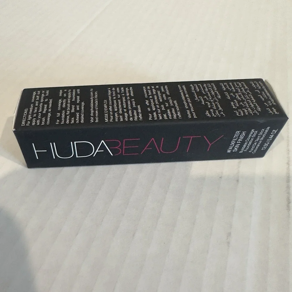 Huda Beauty Foundation stick Toasted Coconut 240N